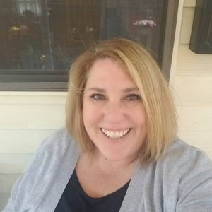 Meet your Posher, Yola